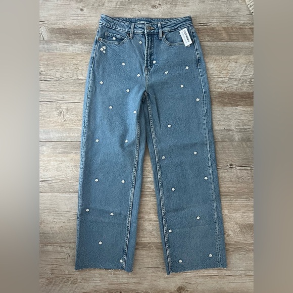 Old Navy Wide Leg Jeans - Picture 1 of 8